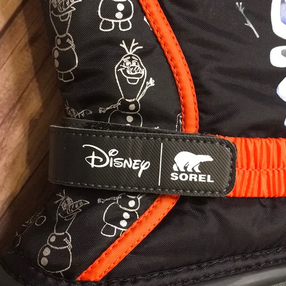 Limited Edition Disney x Sorel Youth Flurry Frozen Olaf Boots - Picture 5 of 10